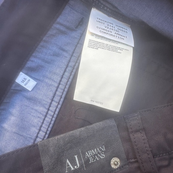 Armani Jeans Junior shorts size 14 - Picture 7 of 8